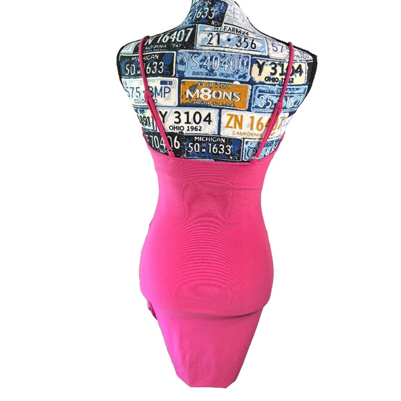 Better Be Hot Pink Bodycon Knee Length Sleeveless Dress Size S - Picture 2 of 11